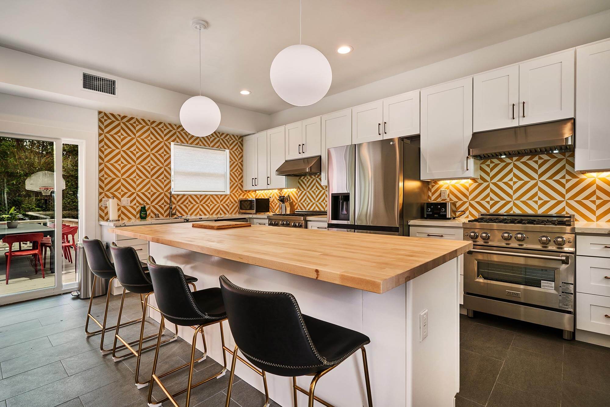 1133-3rd-avenue-2b-image-02