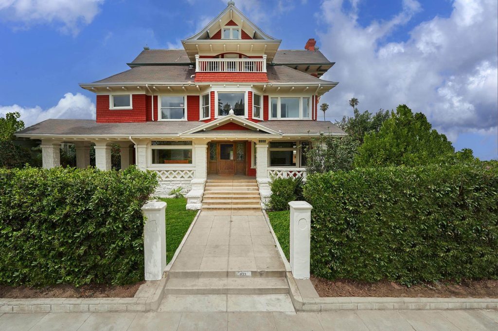 1133-3rd-avenue-2b-image-08