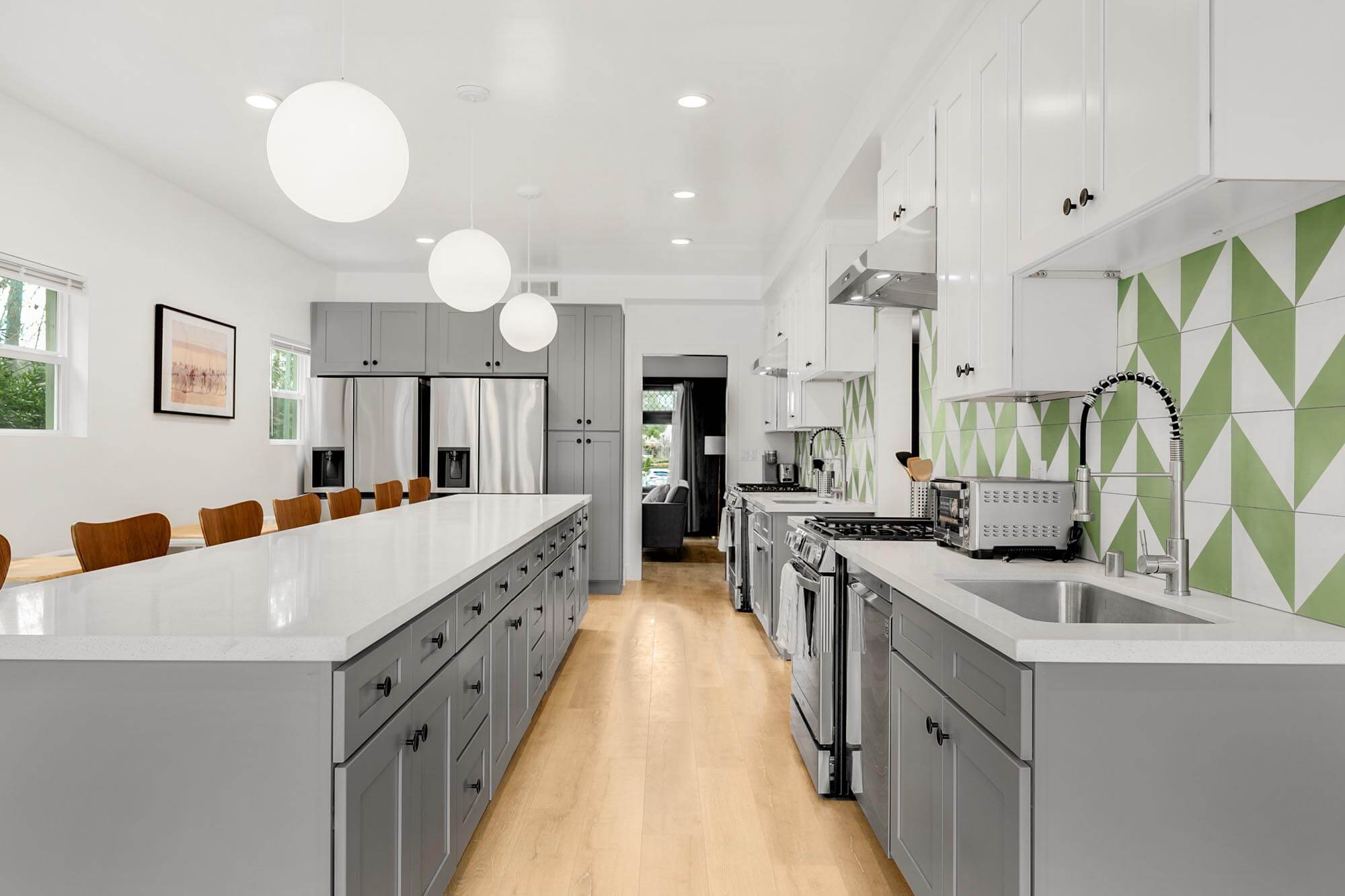 4439-victoria-park-drive-2c-image-05